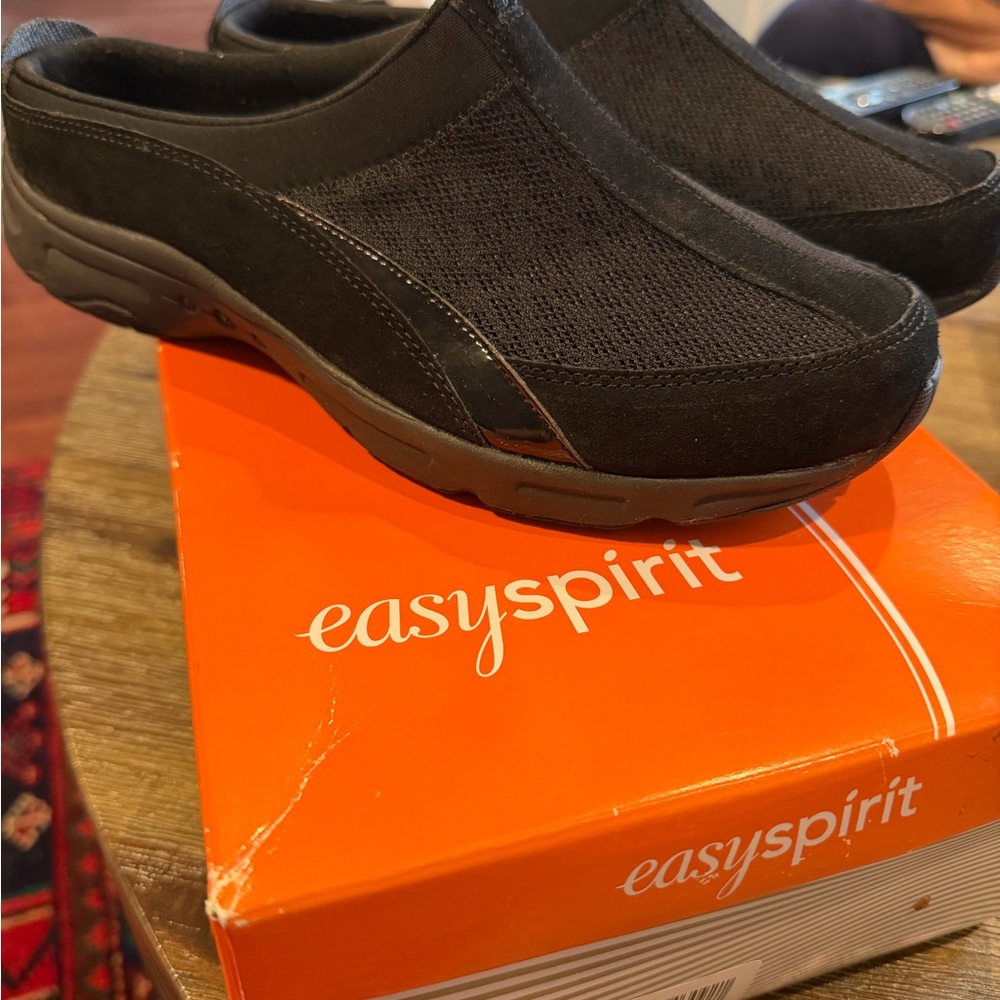 Easy Spirit Black Knit Slip-On Loafers for Women - Picture 5 of 5